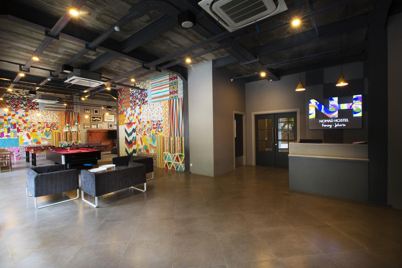 Nomad Hostel Kemang Jakarta Exterior foto